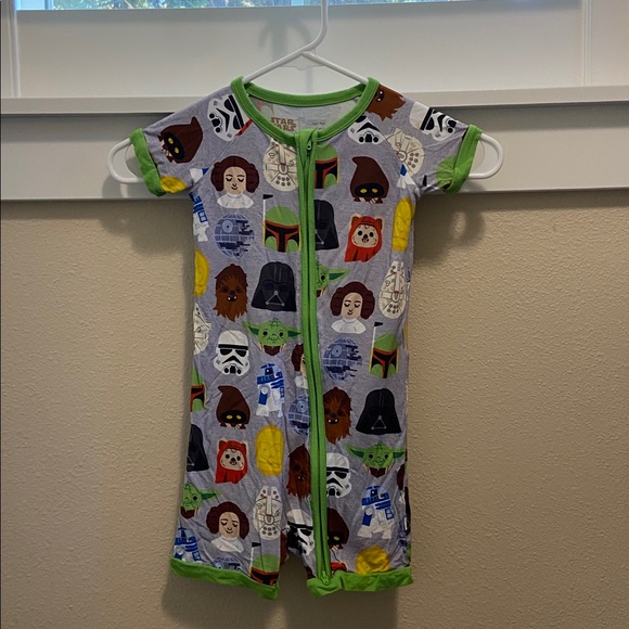 Star Wars Other - Little Sleepies Star Wars Shortie Romper with Green Accents